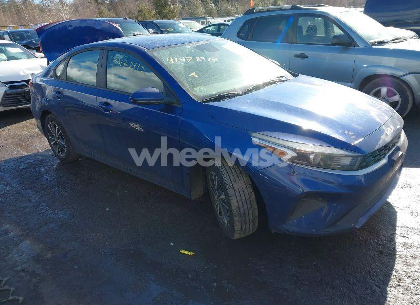 2023 Kia Forte LXS (VIN 3KPF24AD6PE504664) main photo