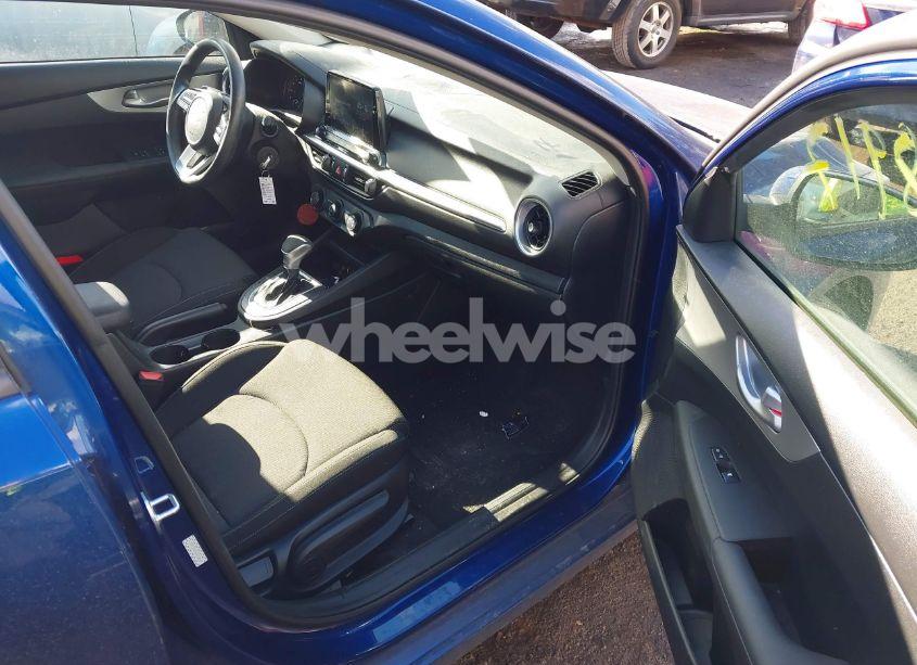 Photo 5 of 2023 Kia Forte LXS (VIN 3KPF24AD6PE504664)