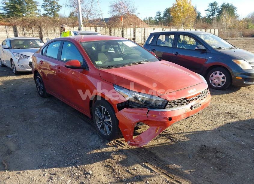 2023 Kia Forte LXS (VIN 3KPF24AD6PE521576) main photo