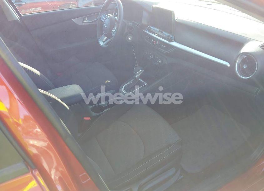 Photo 5 of 2023 Kia Forte LXS (VIN 3KPF24AD6PE521576)