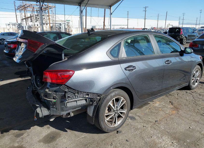 Photo 4 of 2023 Kia Forte LXS (VIN 3KPF24AD6PE528771)