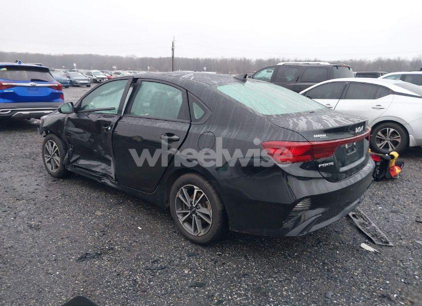 Photo 3 of 2023 Kia Forte LXS (VIN 3KPF24AD6PE576612)