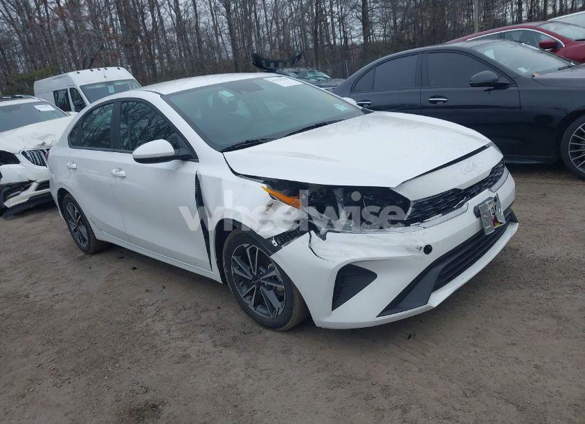2023 Kia Forte LXS (VIN 3KPF24AD6PE616400) main photo