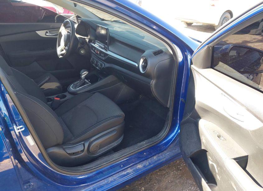 Photo 5 of 2023 Kia Forte LXS (VIN 3KPF24AD6PE626179)