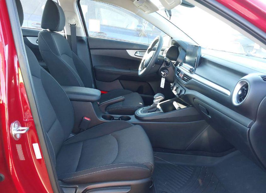 Photo 5 of 2023 Kia Forte LXS (VIN 3KPF24AD6PE642737)