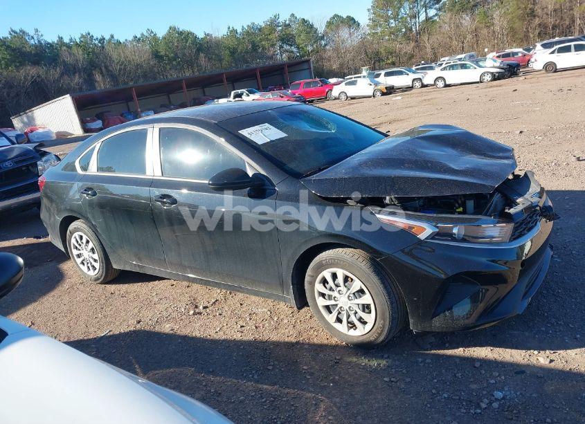 Photo 13 of 2023 Kia Forte LX (VIN 3KPF24AD6PE654676)