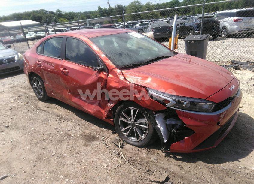 2023 Kia Forte LXS (VIN 3KPF24AD6PE660266) main photo