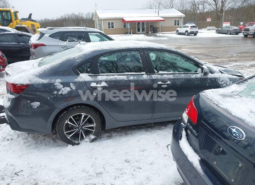 Photo 13 of 2024 Kia Forte LXS (VIN 3KPF24AD6RE696932)