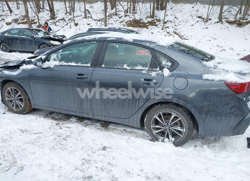 Photo 14 of 2024 Kia Forte LXS (VIN 3KPF24AD6RE696932)