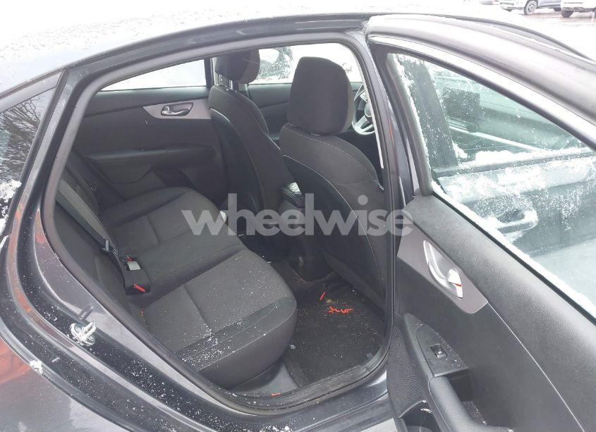 Photo 8 of 2024 Kia Forte LXS (VIN 3KPF24AD6RE696932)