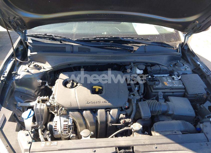 Photo 10 of 2024 Kia Forte LXS (VIN 3KPF24AD6RE698695)