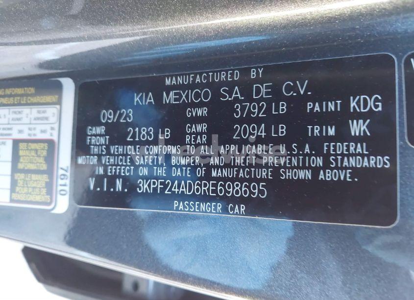 Photo 9 of 2024 Kia Forte LXS (VIN 3KPF24AD6RE698695)