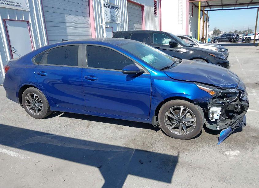 Photo 13 of 2024 Kia Forte LXS (VIN 3KPF24AD6RE717729)