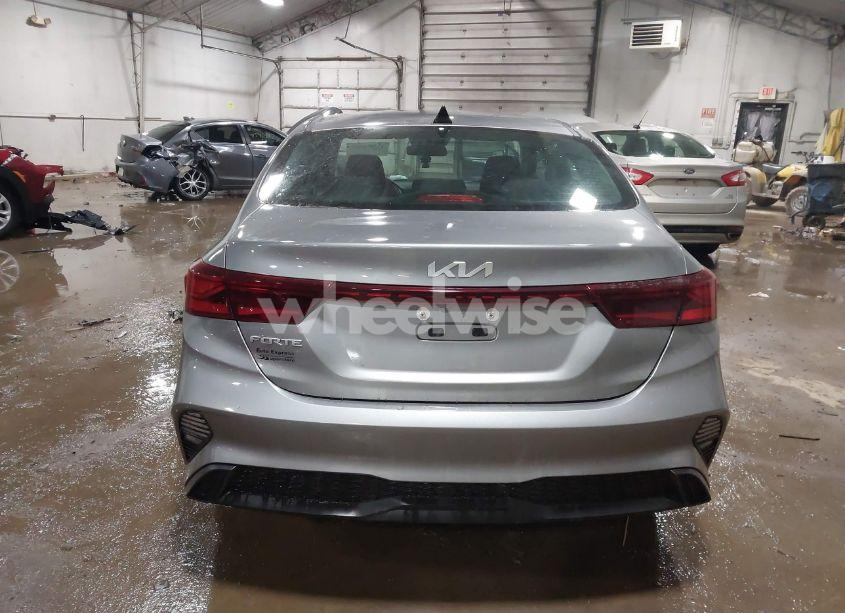 Photo 16 of 2024 Kia Forte LXS (VIN 3KPF24AD6RE744008)