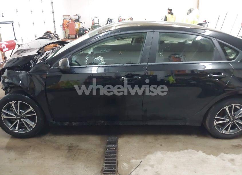 Photo 15 of 2024 Kia Forte LXS (VIN 3KPF24AD6RE749967)