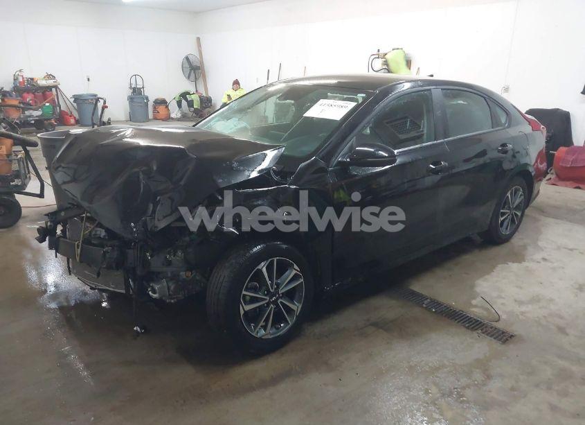 Photo 2 of 2024 Kia Forte LXS (VIN 3KPF24AD6RE749967)