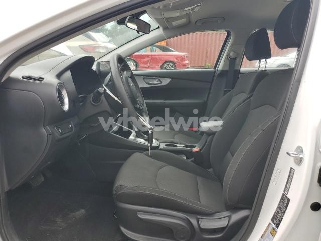 Photo 10 of 2024 KIA FORTE LX (VIN 3KPF24AD6RE778966)