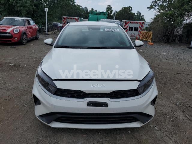 Photo 11 of 2024 KIA FORTE LX (VIN 3KPF24AD6RE778966)