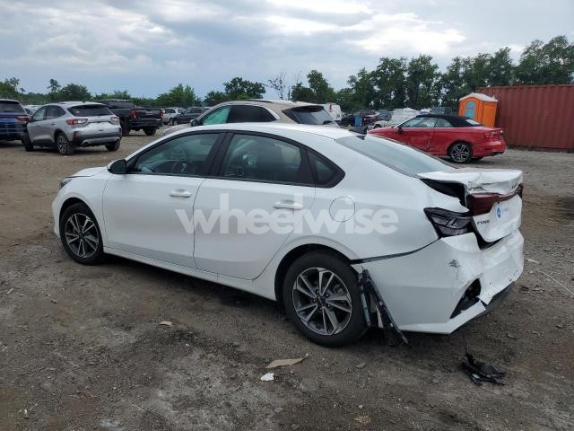 Photo 4 of 2024 KIA FORTE LX (VIN 3KPF24AD6RE778966)