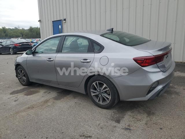 Photo 4 of 2024 KIA FORTE LX (VIN 3KPF24AD6RE786940)