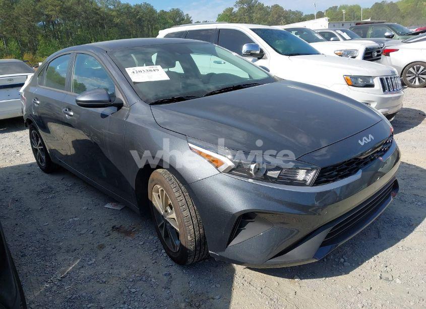2024 Kia Forte LXS (VIN 3KPF24AD6RE788154) main photo