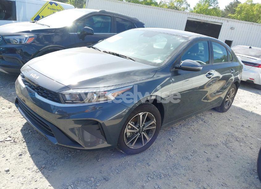 Photo 2 of 2024 Kia Forte LXS (VIN 3KPF24AD6RE788154)