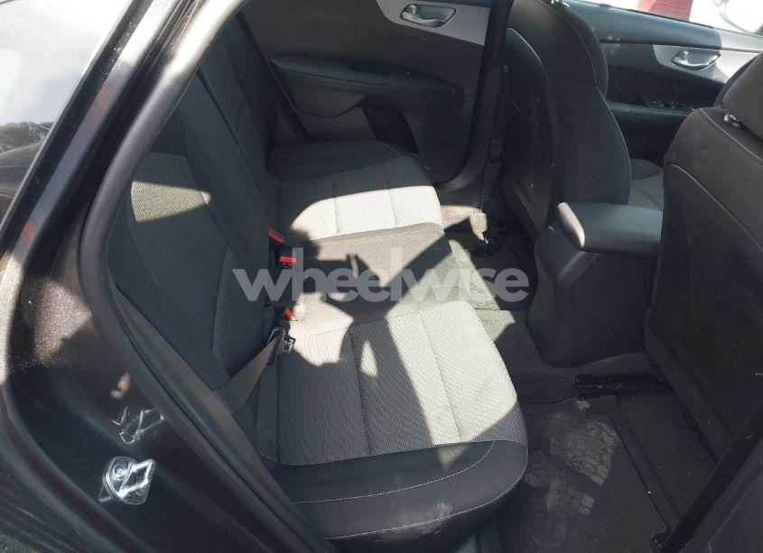 Photo 8 of 2024 Kia Forte LXS (VIN 3KPF24AD6RE788154)