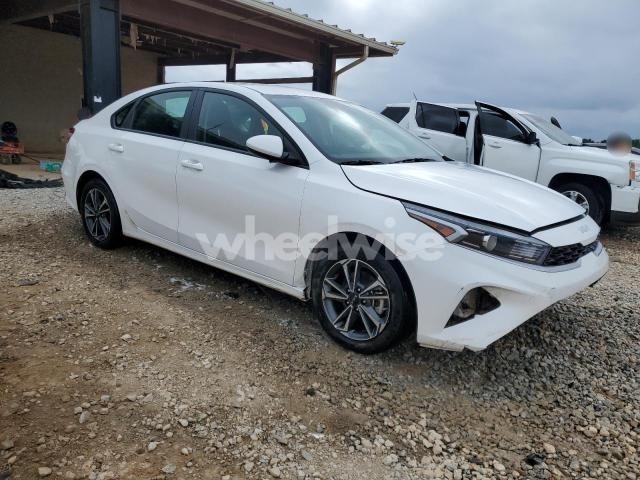 Photo 13 of 2024 KIA FORTE LX (VIN 3KPF24AD6RE789370)