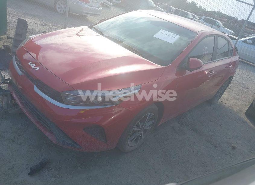 Photo 2 of 2024 Kia Forte LXS (VIN 3KPF24AD6RE789580)