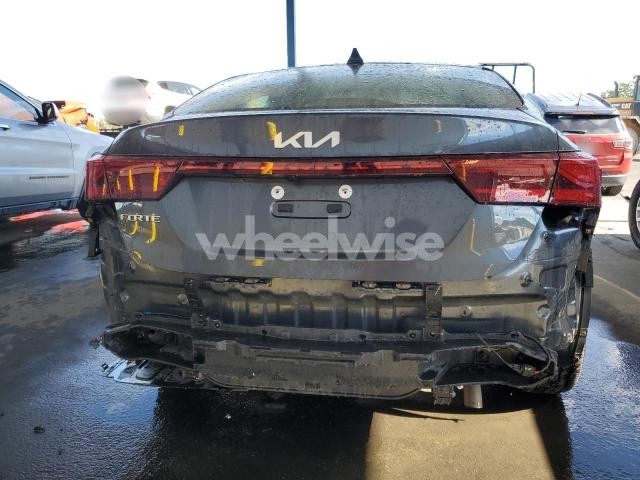 Photo 7 of 2024 KIA FORTE LX (VIN 3KPF24AD6RE798540)
