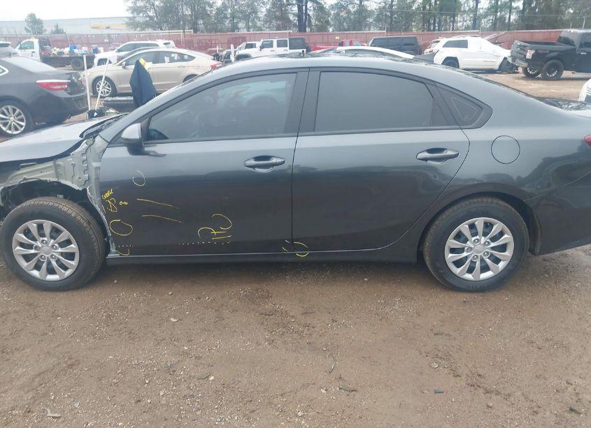 Photo 15 of 2024 Kia Forte LX (VIN 3KPF24AD6RE806183)
