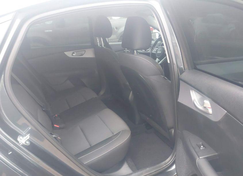 Photo 8 of 2024 Kia Forte LX (VIN 3KPF24AD6RE806183)