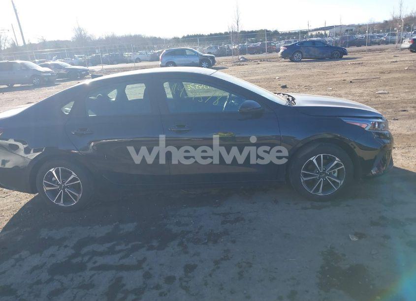 Photo 13 of 2024 Kia Forte LXS (VIN 3KPF24AD6RE806846)