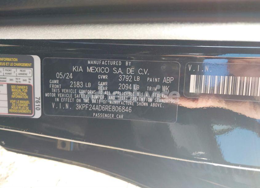 Photo 9 of 2024 Kia Forte LXS (VIN 3KPF24AD6RE806846)