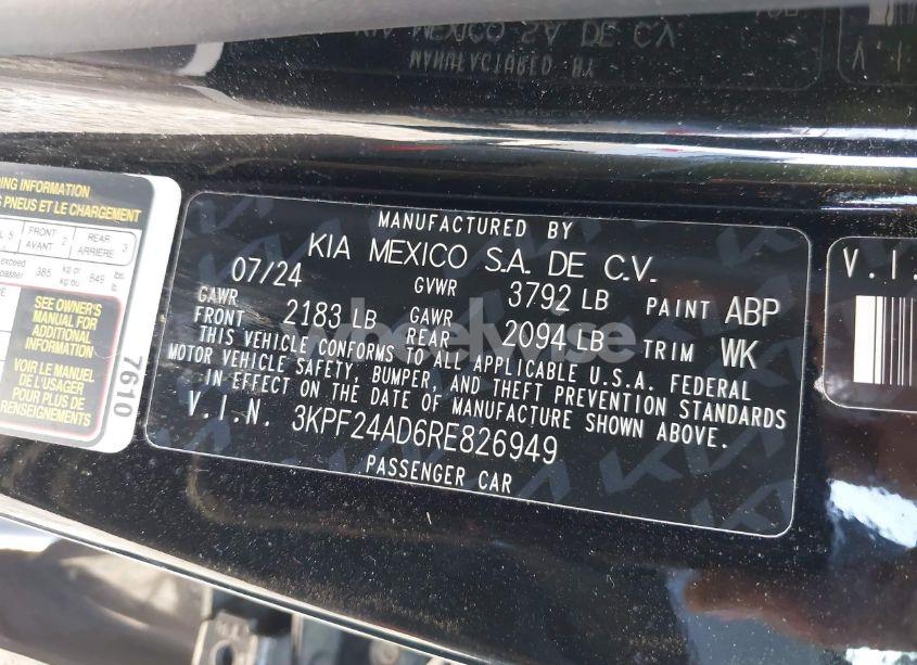 Photo 9 of 2024 Kia Forte LXS (VIN 3KPF24AD6RE826949)