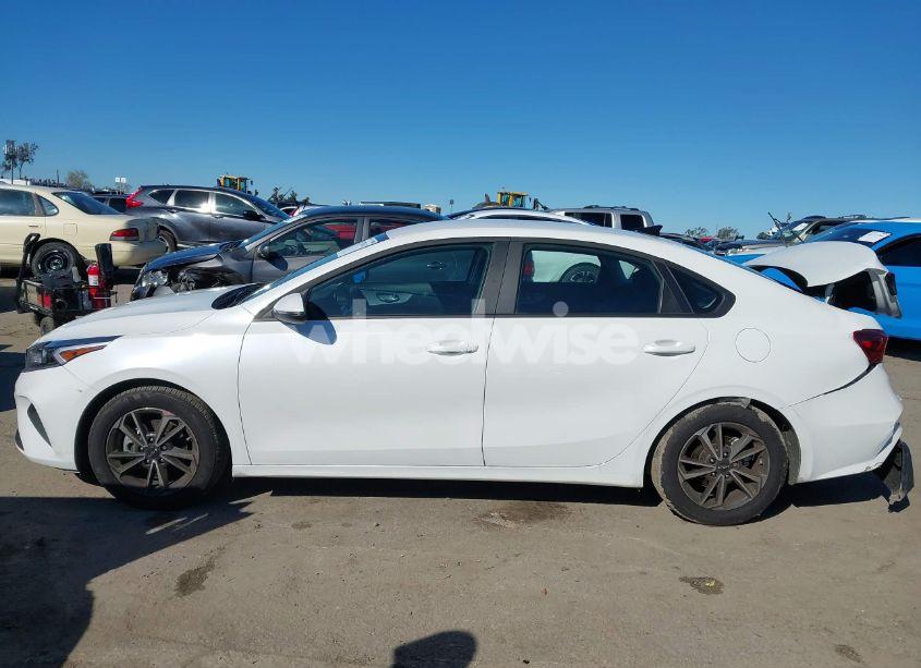 Photo 14 of 2024 Kia Forte LXS (VIN 3KPF24AD6RE837112)