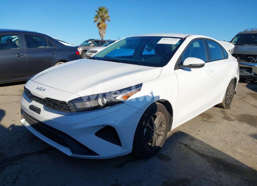 Photo 2 of 2024 Kia Forte LXS (VIN 3KPF24AD6RE837112)