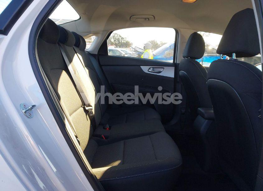 Photo 8 of 2024 Kia Forte LXS (VIN 3KPF24AD6RE837112)