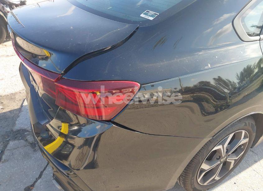 Photo 18 of 2019 Kia Forte LXS (VIN 3KPF24AD7KE014842)