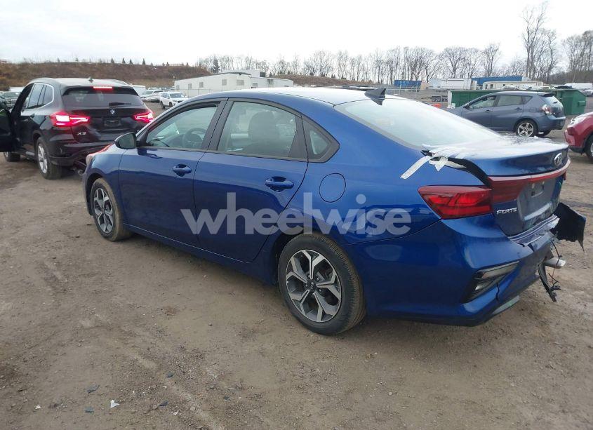 Photo 3 of 2019 Kia Forte LXS (VIN 3KPF24AD7KE034475)