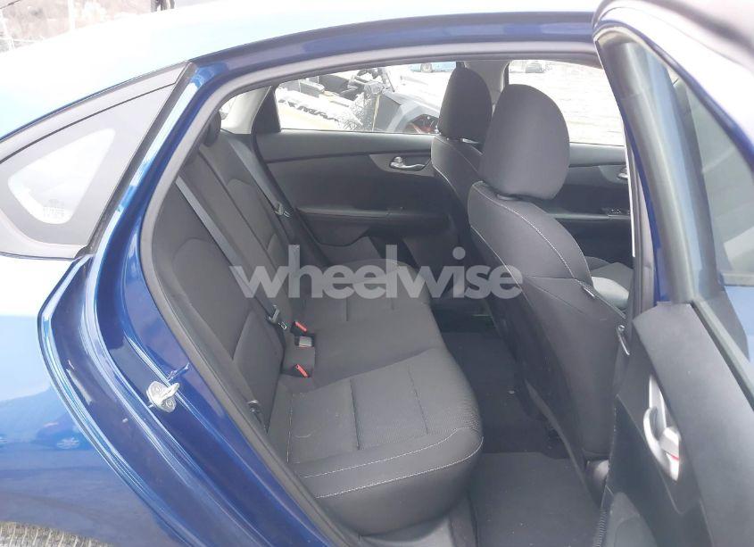 Photo 8 of 2019 Kia Forte LXS (VIN 3KPF24AD7KE034475)