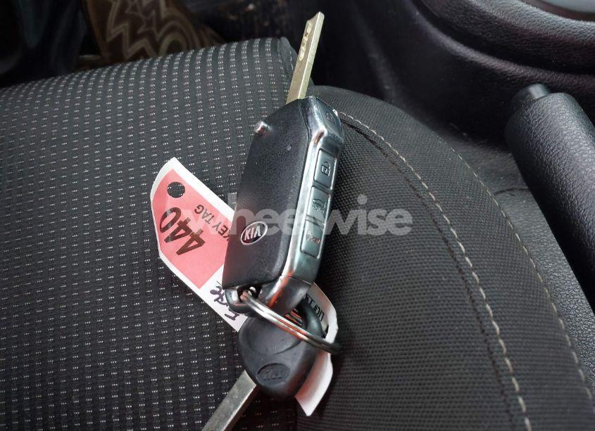 Photo 11 of 2019 Kia Forte LXS (VIN 3KPF24AD7KE040180)