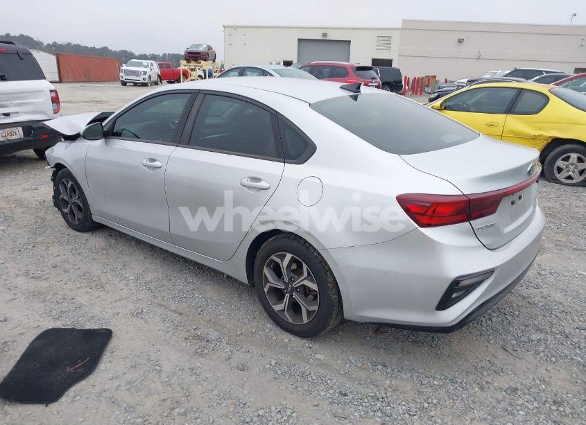 Photo 3 of 2019 Kia Forte LXS (VIN 3KPF24AD7KE040180)