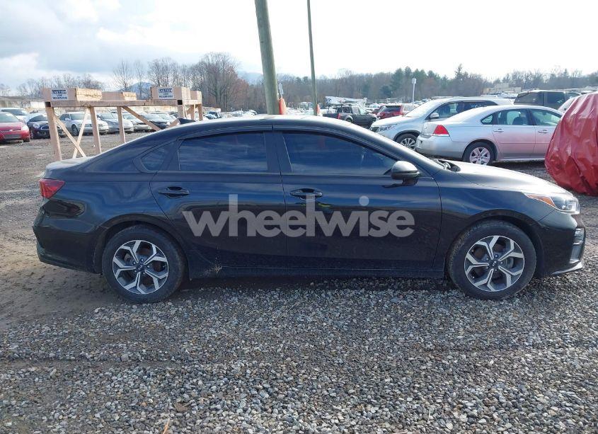 Photo 13 of 2019 Kia Forte LXS (VIN 3KPF24AD7KE083353)