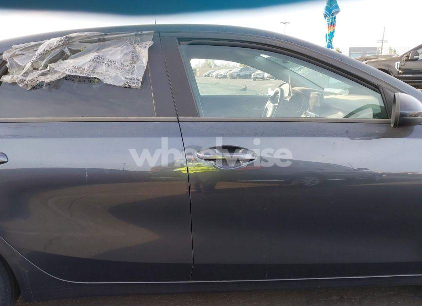 Photo 12 of 2019 Kia Forte LXS (VIN 3KPF24AD7KE090139)