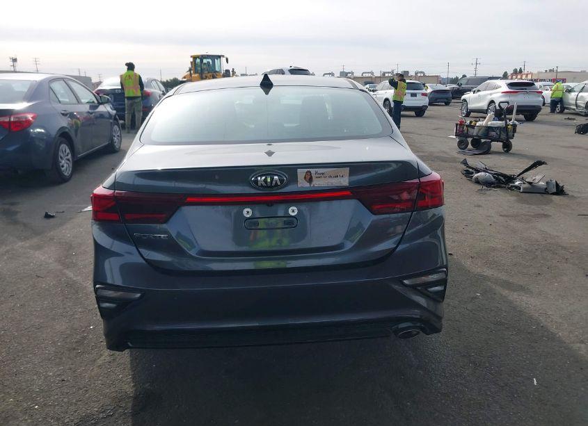 Photo 17 of 2019 Kia Forte LXS (VIN 3KPF24AD7KE094403)
