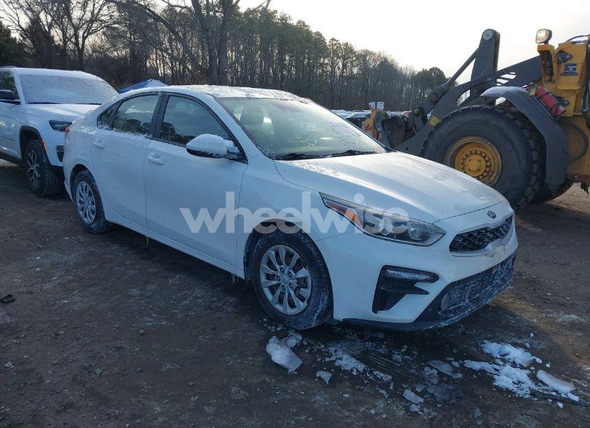 2019 Kia Forte FE (VIN 3KPF24AD7KE097298) main photo