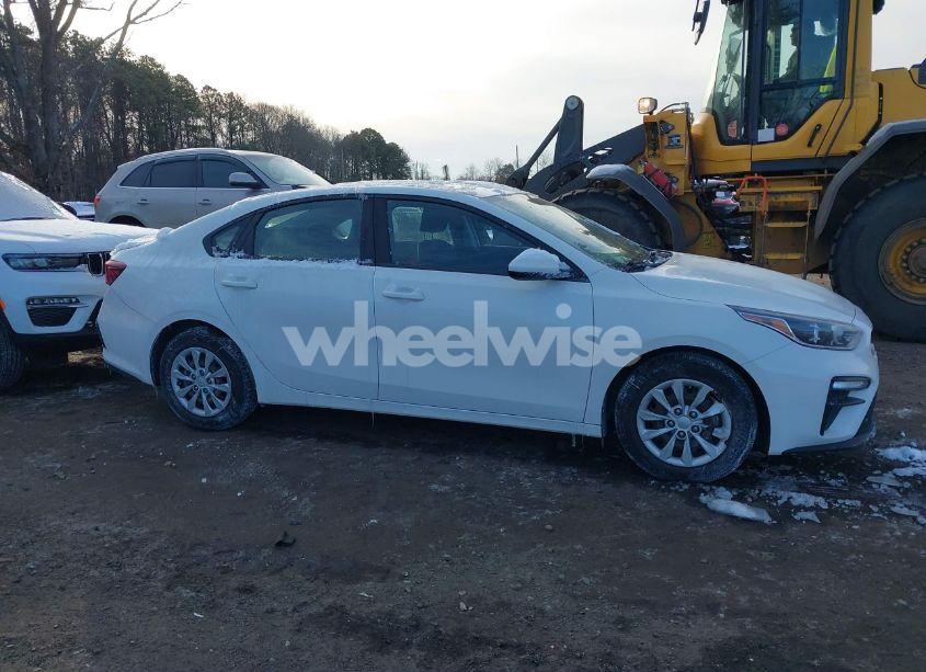 Photo 13 of 2019 Kia Forte FE (VIN 3KPF24AD7KE097298)