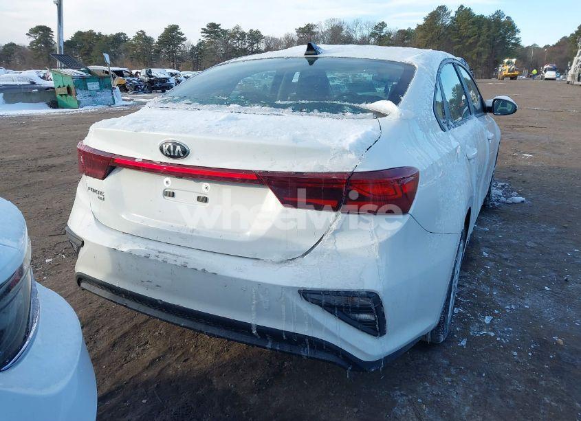 Photo 16 of 2019 Kia Forte FE (VIN 3KPF24AD7KE097298)