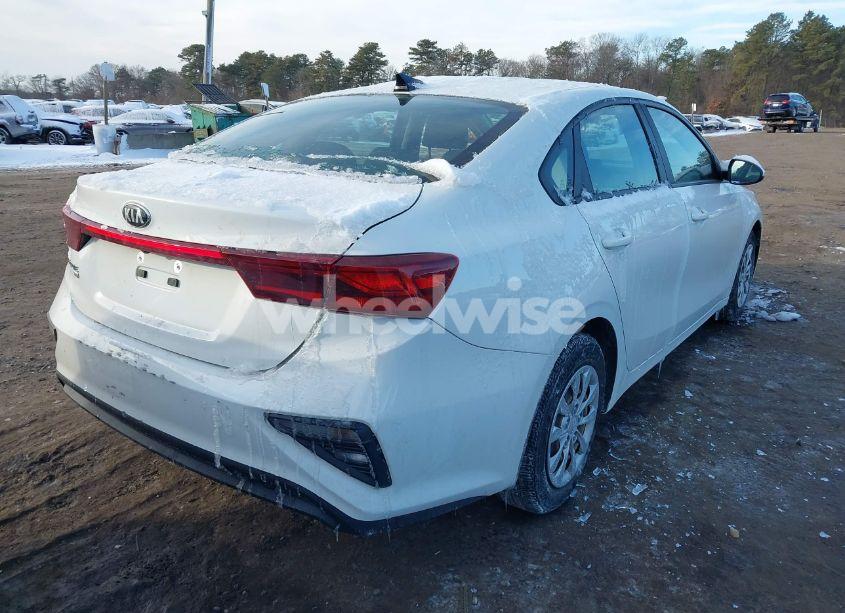 Photo 4 of 2019 Kia Forte FE (VIN 3KPF24AD7KE097298)